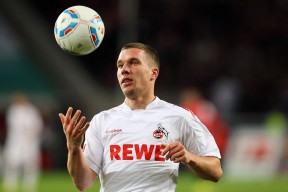 全运会田径项目落幕，三项赛事破亚洲记录，全运会田径日程