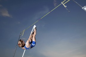 俱乐部联赛改革推动基层发展，基层俱乐部设置标准