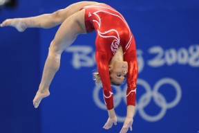 体育新闻中心聚焦运动数据安全管理机制的内容策划，体育数据新闻案例