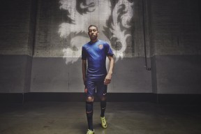 2026年篮球联赛青训营志愿者管理系统新增心理辅导与危机干预模块