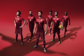 世界帆船赛进入决赛阶段，中国队表现出色，世界帆船赛基地