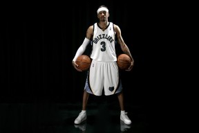 坎特的防守表现助切尔西稳居英超榜首