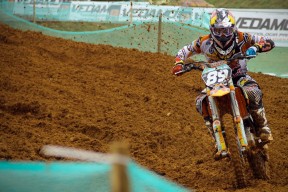 决赛焦点：奥卡拉汉如何领先对手整条泳道，拉奥 卡奥