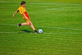 切尔西连续不败，展现夺冠强势态势，切尔西时隔50年夺冠