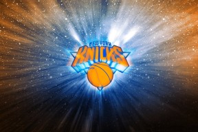 鹈鹕锋线组合训练中多次完成空接配合，鹈鹕 中锋